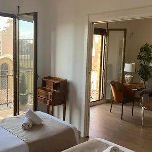 https://espectacular-corsini-apartment-en-tarragona-centro.top-hotels-tarragona.com